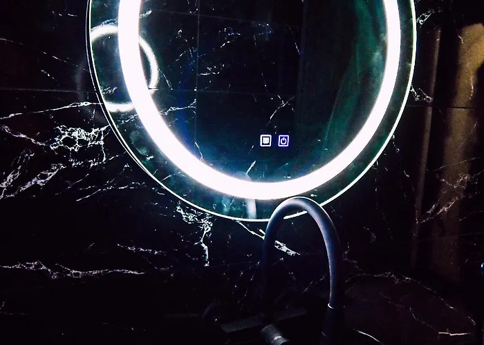 япония * Yukarı Cuma